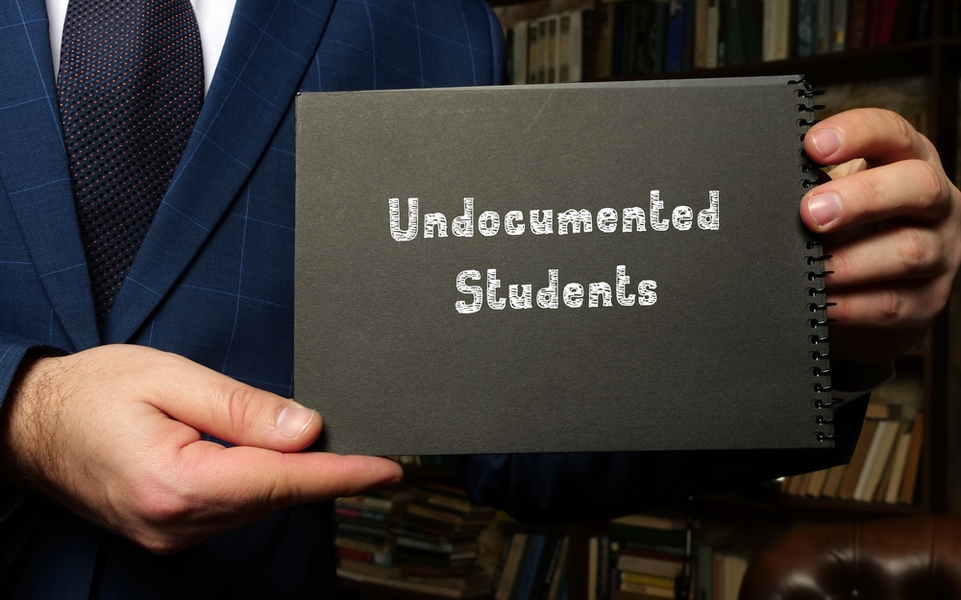 Career Pathways for  Undocumented Students Webinar